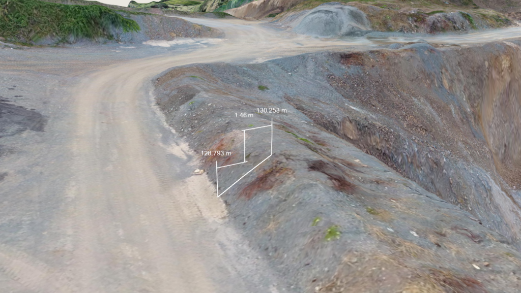 Windrow height check in a quarry using 3D data from drone